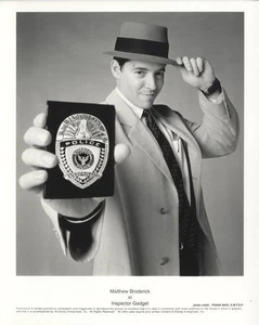 Matthew Broderick Inspector Gadget Original 8x10 Silver Gelatin Photo 1999 - Picture 1 of 1