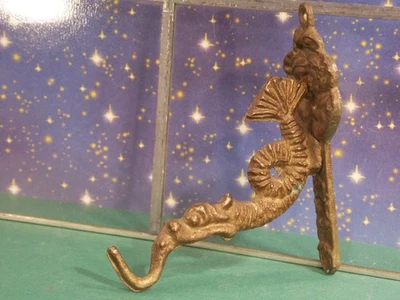 Wand Kleider Haken ANTIK Messing Drache Koi Fabelwesen Fisch Menschen - Bild 1 von 4