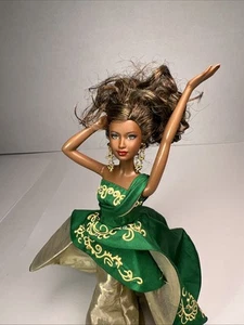 2011 Holiday Barbie African American Doll Green & Gold Gown Mattel - Picture 1 of 19