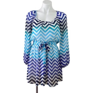 Accidentally In Love Damen Junior Kleid Blau Chevron Design Print  - Bild 1 von 9