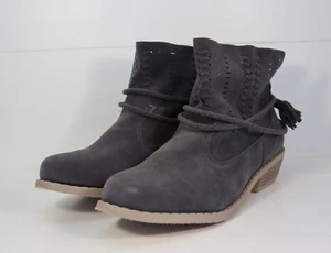 RUE 21 Etc! Ankle Boots Perforated Tassel Women's Size XL 10 Gray - Picture 1 of 6