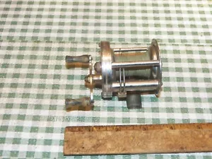 Carrete de fundición de pesca de viento nivel BRONSON METEOR de colección - FUNCIONA - Imagen 1 de 5
