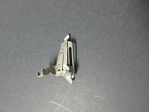 Singer original Low Shank Vintage Adjustable Hemmer Fits 99,185,15,201,221, silv - Picture 1 of 3