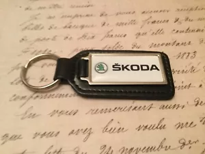 SKODA PRINTED BLACK LEATHER KEY RING FOB OBLONG FABIA OCTAVIA SUPERB KODIAQ - Picture 1 of 3