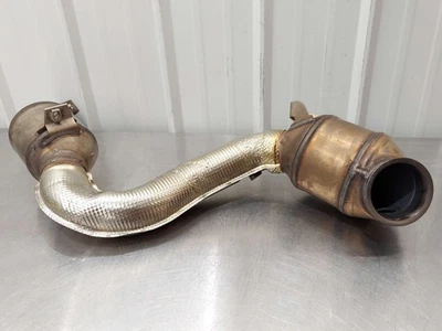 Mercedes E63S 2020 AMG W213 escape izquierdo convertidor catalítico A2134903700 Foto 1 de 4