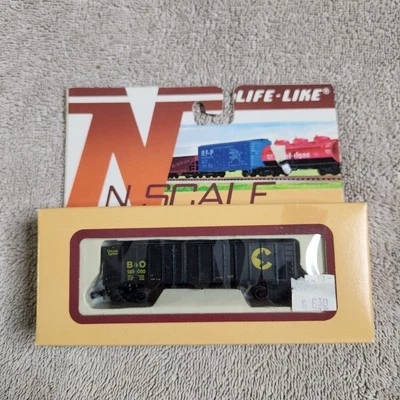N Scale Life-Like Black B & O Car N Scale Train Railroad Toy - Image 1 of 4