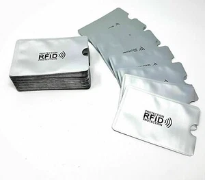RFID Bank Card Blocking Contactless Debit Credit Protector S Holder Q4H9 D5L1 - Picture 1 of 2