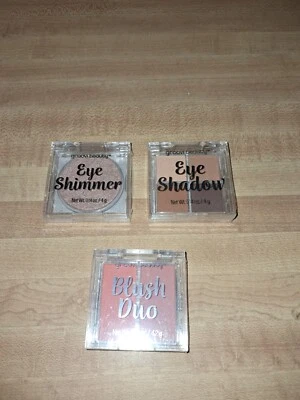 Groovi Beauty Blush Duo, Eye Shimmer & Eye Shadow Pallet Set - Image 1 of 4