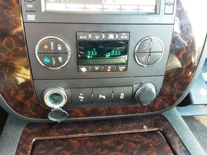 OEM Climate Control Heat/AC Dash Mounted Opt CJ2 12-14 SUBURBAN 1500 124496 - Picture 1 of 12