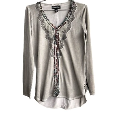 Gretty Zueger Gray Shirt Size Small Embroidered Button Boho Scalloped Cotton - Image 1 of 4