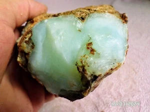 blue green milky opal rough - Bild 1 von 7