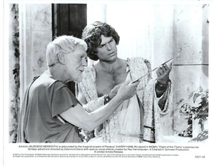 THE CLASH OF THE TITANS - 10x8 Press Pack Photograph - Excellent - Picture 1 of 1