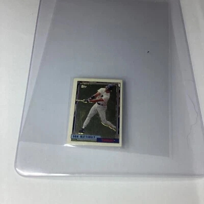 Don Mattingly 1992 Topps Gold Micro #300 - New York Yankees - Image 1 of 2
