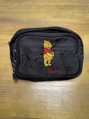 Riñonera de nailon bordada negra Winnie The Pooh de colección años 90 Y2K Walt Disney World Foto 1 de 4