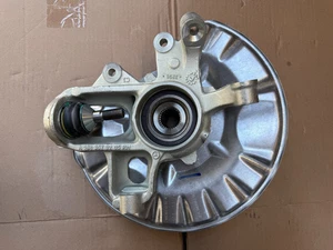NEW OEM 13-19 MERCEDES X166 GL ML RR RH WHEEL CARRIERSPINDLE KNUCKLE HUB BEARING - Picture 1 of 7