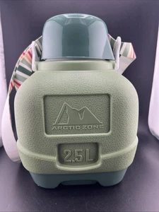 ARCTIC ZONE (USA) 2,5 L TRAGBARE Isolierflasche mit Becherverschluss Abdeckung H2O - Green Col - Bild 1 von 6