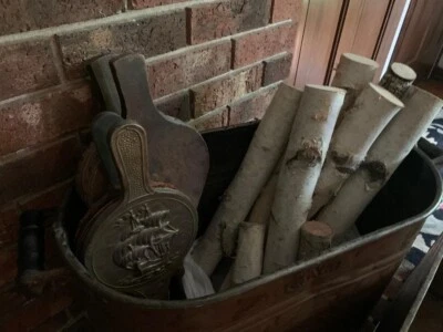 Paquete rústico de troncos de madera de abedul blanco del norte🪵corteza natural chimenea estufa Foto 1 de 2