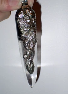 Kristall Quarz Punkt Anhänger mit tibetischem Silber Drache und Blume 4,25 Zoll - Bild 1 von 7