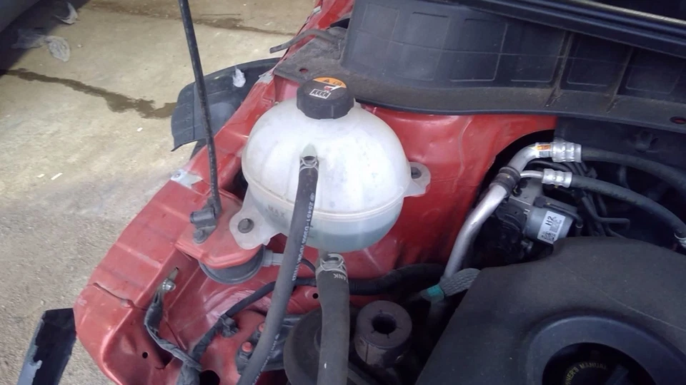 Coolant Reservoir Fits 16-21 TUCSON 5059928 Foto 1 de 1