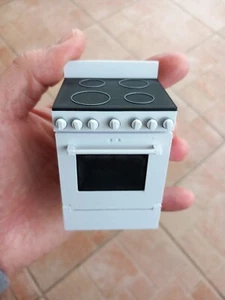 Dolls House 1:12 Cooker / Oven / Stove in a range of colours - Picture 1 of 5