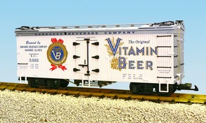 USA Trains Spur G R16391 VITAMIN BEER - WHITE/SILVER Reefer - Bild 1 von 1