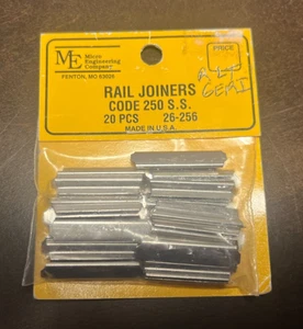 Micro Engineering G Gauge Track 250 Rail Joiners 20pc 26-256 Stainless Steel NEW - Picture 1 of 3
