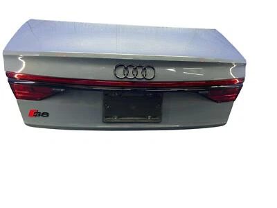2020-2024 AUDI S8 REAR TRUNK LID TAIL LIGHT ASSEMBLY KEMORA GRAY (X7F) *NOTE* Foto 1 de 4