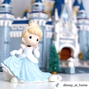 ✤ Nuevo PRECIOUS MOMENTS DISNEY Estatuilla de Porcelana CENICIENTA Vidrio Zapatilla Vestido - Imagen 1 de 6