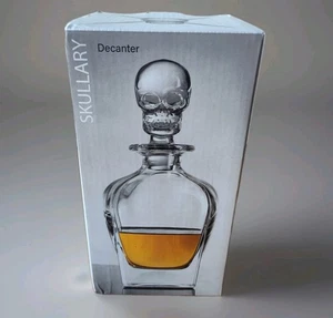Godinger Skullery Glass Skull Liquor Decanter 24 oz/709 ml Dishwasher Safe - Picture 1 of 9