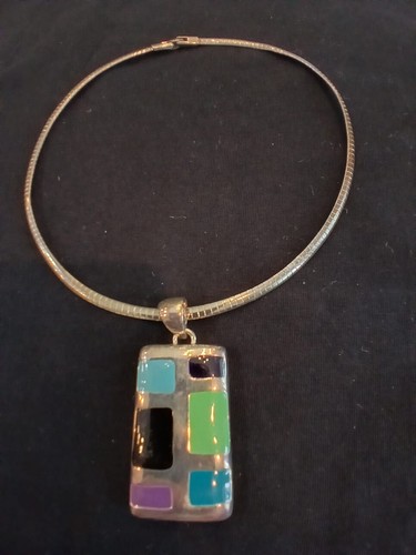 VETEMENTS Collana girocollo donna argento colorato con ciondolo rettangolare