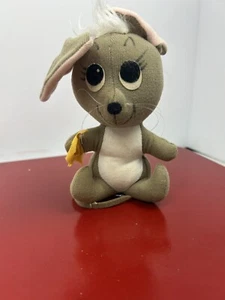 Vintage Dream Pets Tidbit Mouse with Cheese 1977 #118 Taiwan - Picture 1 of 8