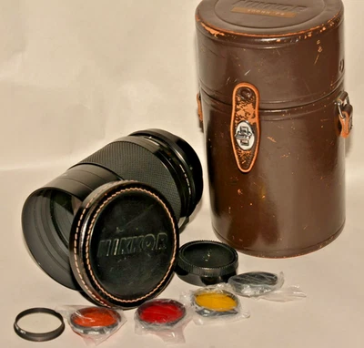 VINTAGE LENS PRIME NIKON NIKKOR 500mm, f8 MIRROR LENS, CS. 5 FILTERS, CAPS - Image 1 of 4
