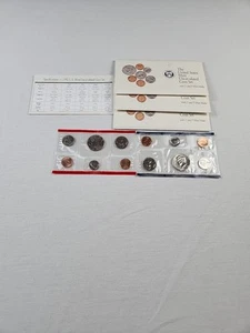 1992 New Sealed US Mint Uncirculated Coin Set Philadelphia And Denver COA Lot 3 - Picture 1 of 3