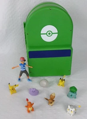 Lote de Juego Mochila Estuche de Transporte Pokémon Campo de Batalla con Figuras y Roca Foto 1 de 4