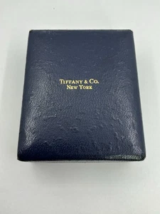 VETRINA GIOIELLI VINTAGE IN PELLE BLU TIFFANY & CO (B485) - Foto 1 di 9