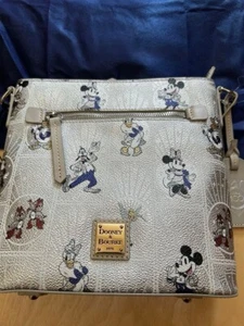 Borsa a tracolla Disney Dooney & Bourke colore argento 100° anniversario INUTILIZZATA - Foto 1 di 24