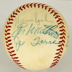 1963 Milwaukee Braves Team Signed Autographed Baseball HOF Spahn, Torre, Mathews
