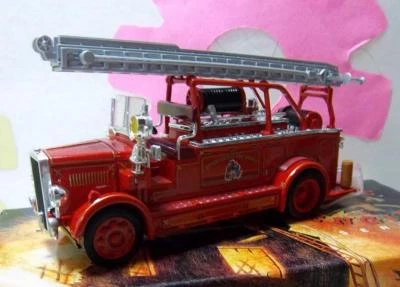 Matchbox Yesteryear ~YYM 37635~1935 LEYLAND CUB OPEN TOP LAD'R TRUCK~MIB/COA - Image 1 of 4