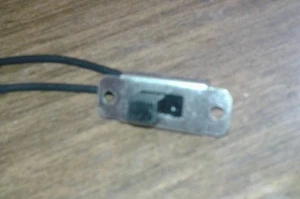 VINTAGE STACKPOLE SWITCH ON/OFF 4A 125 VAC / 2A 250 VAC / 1A DC FENDER STYLE USA - Picture 1 of 2