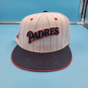 Gorra ajustada New Era 59Fifty de los Padres de San Diego 25 aniversario a rayas 7 3/8 - Imagen 1 de 10