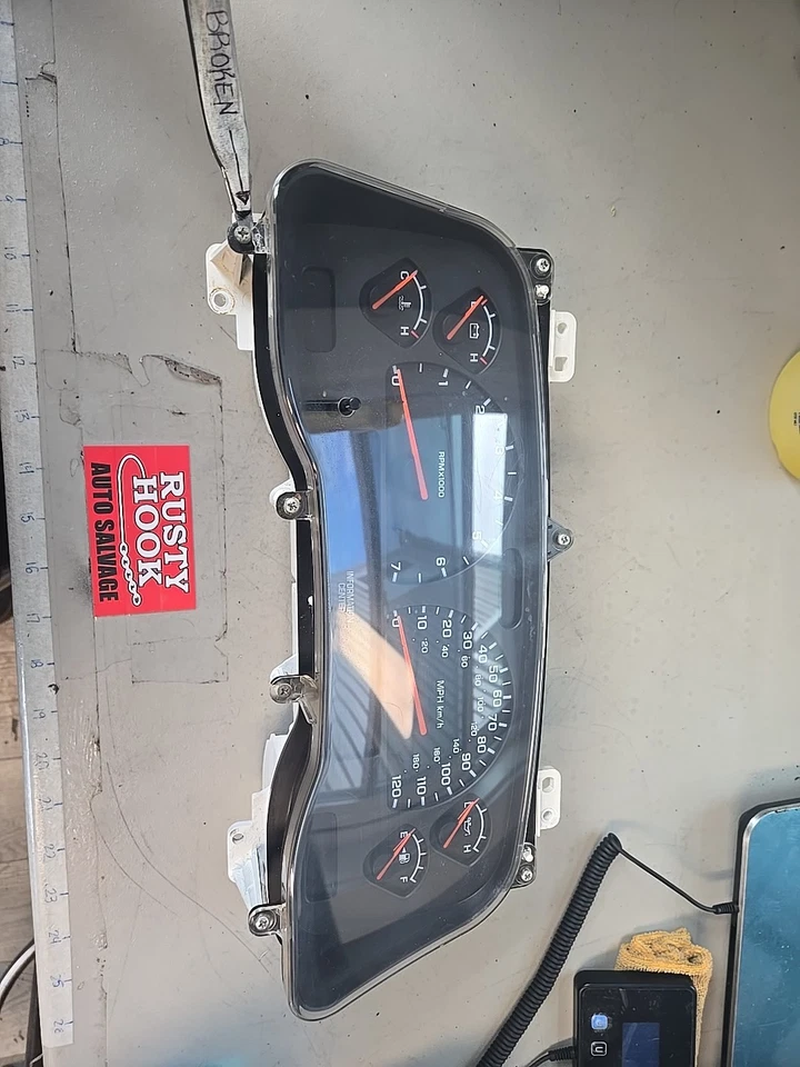 2003 DODGE DAKOTA спидометр ID- P56045646AI 98,439 миль - Изображение 1 из 4