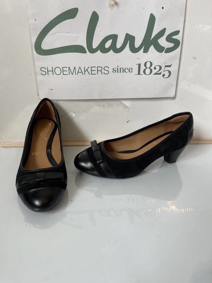 Clarks Black Leather Shoes Size UK 3 EU 36 Extra Wide Fit  ** - Image 1 of 4