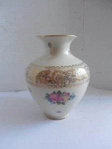Beautiful Antique Thomas Ivory Bavaria Germany vase 9,5" - Picture 1 of 6