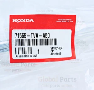 Honda MOLDING ASSEMBLY LEFT 71565TVAA50(71565-TVA-A50) - Picture 1 of 6