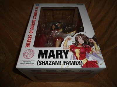Estátua Bishoujo Kotobukiya DC Comics: Mary (Shazam! Família) Escala 1/7 (NOTAS C) - Imagem 1 de 4