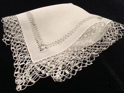L1388++Pañuelo de boda de hilo tirado blanco de lujo de colección Foto 1 de 4