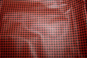 HOUNDSTOOTH CHINTZ IN BLACD AND RED - 100% COTTON FABRIC - Picture 1 of 3