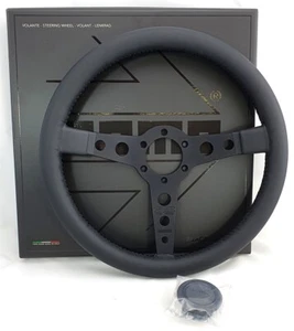 Volante deportivo de cuero Momo Prototipo Black Edition 35 350 mm negro dirección negra - Imagen 1 de 2