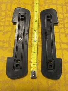 Yakima Base Pads for Q Towers Black A Pads Set of 2 Pads - Picture 1 of 6