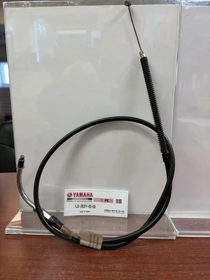 NEW NOS Factory Yamaha Throttle Cable 1 XJ650 XS360 XS500 Part# 1J3-26311-00-00 - Image 1 of 2
